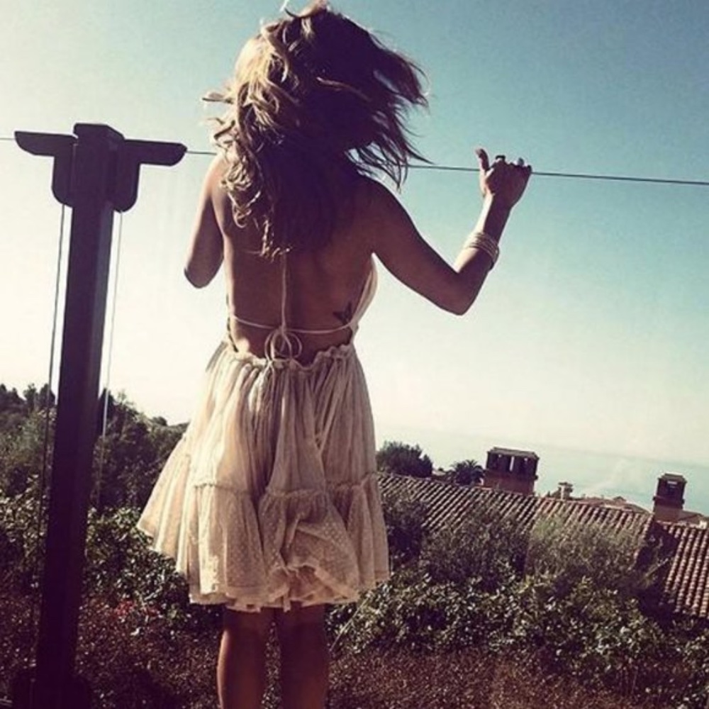 Boho Chic gypsy Halter Ruffle Dress - Picture 7 of 9